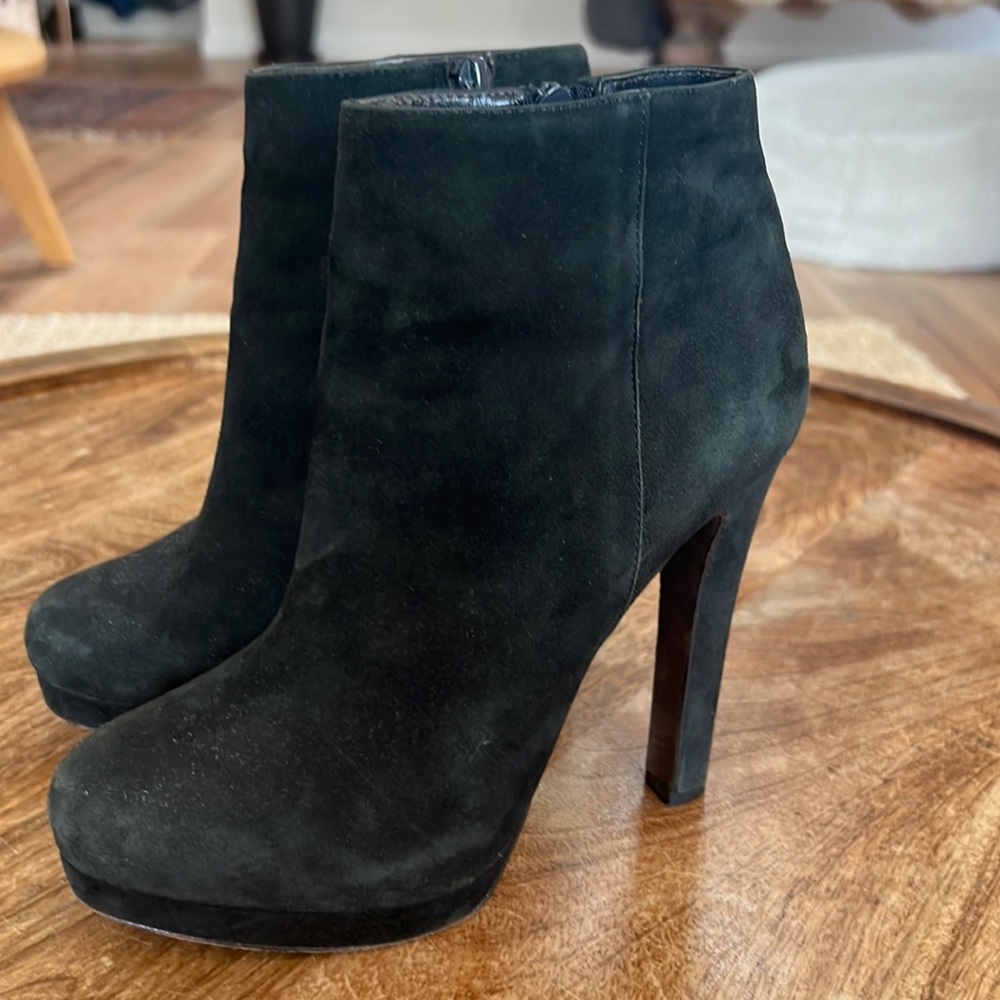 ASH ‘Chloe’ BOOT in Navy Suede